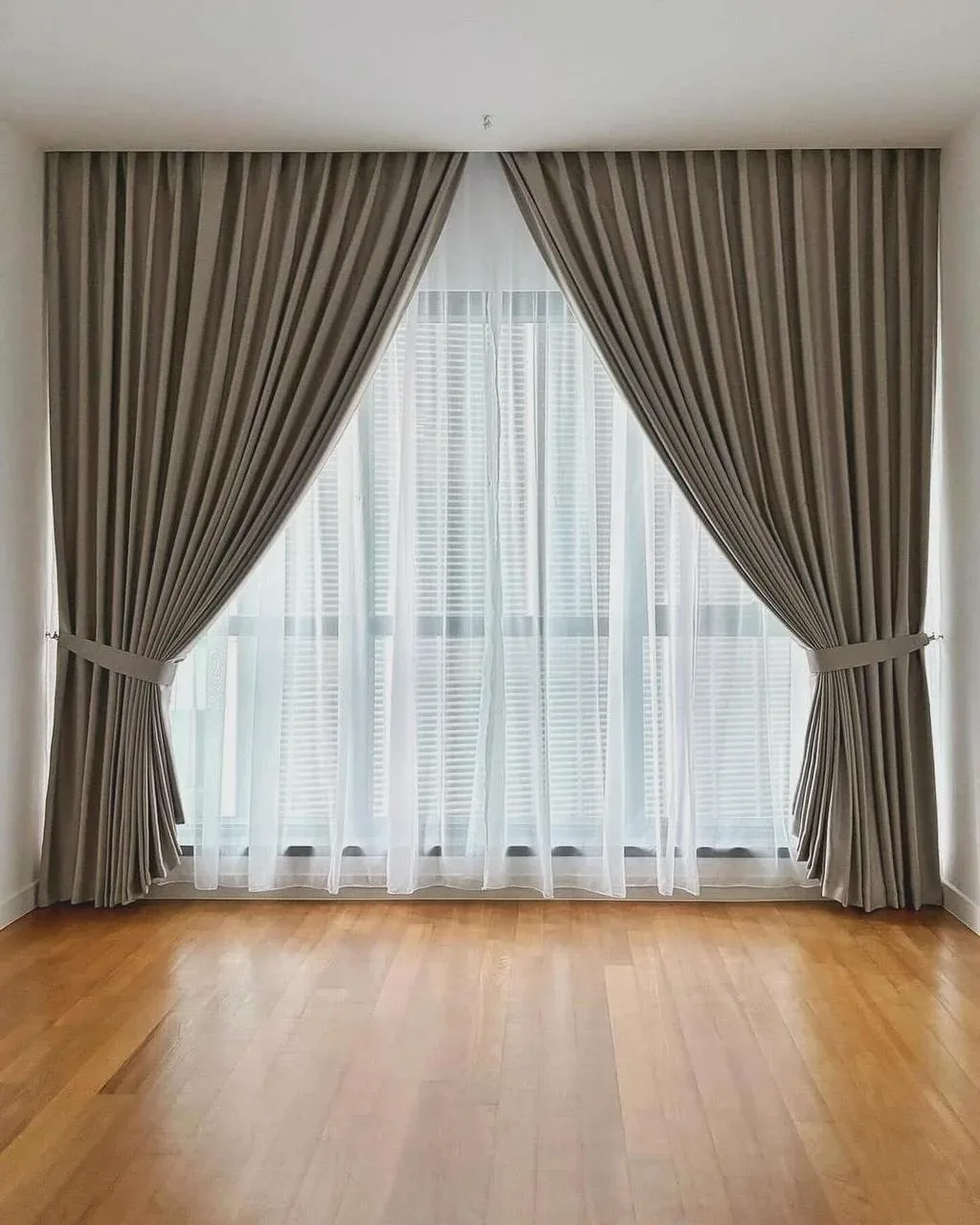 Exclusive Venetian Blinds